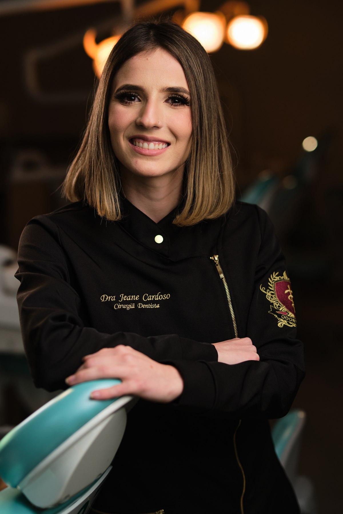 Dra. Jeane Cardoso - Cirurgiã Dentista - Universidade Tuiuti do Parana