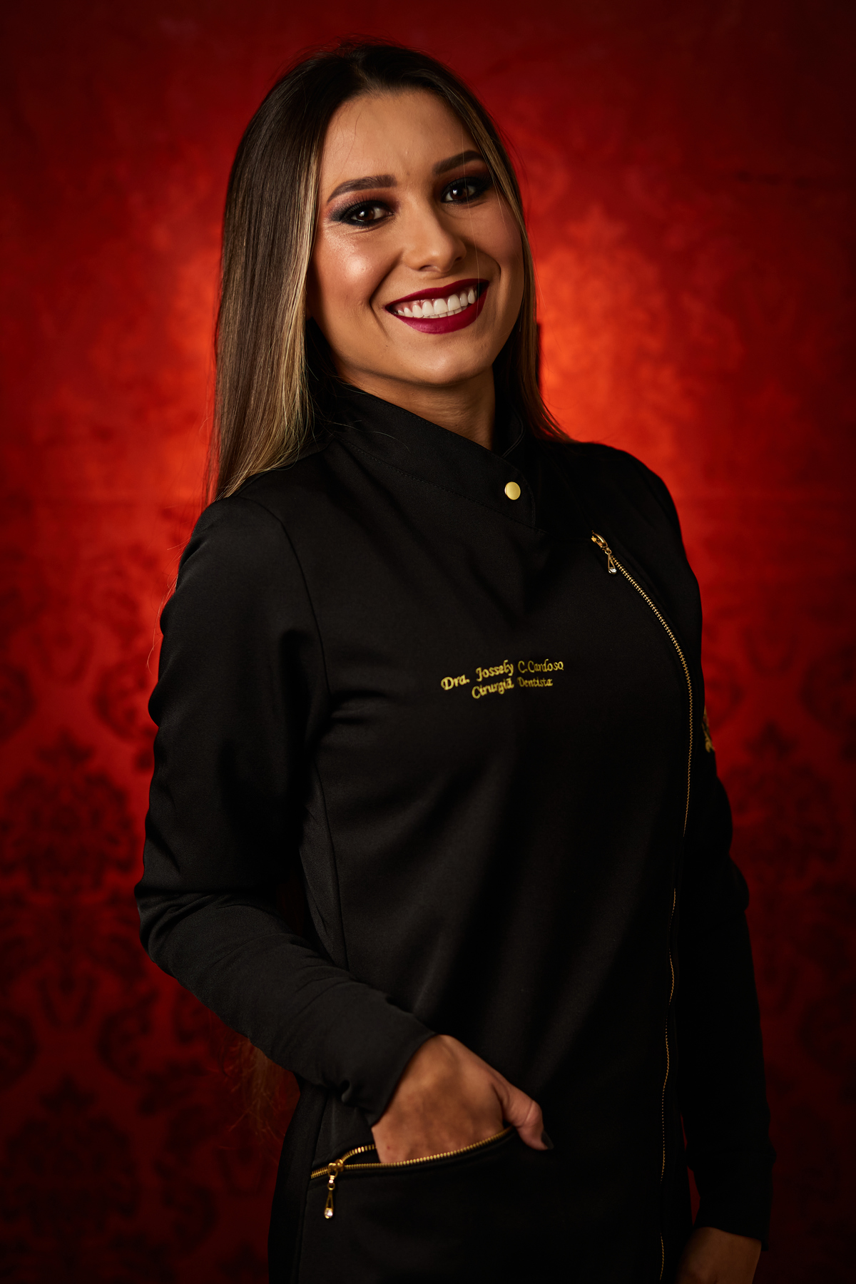 Dra. Jossely Cardoso - Cirurgiã Dentista - Universidade Tuiuti do Parana