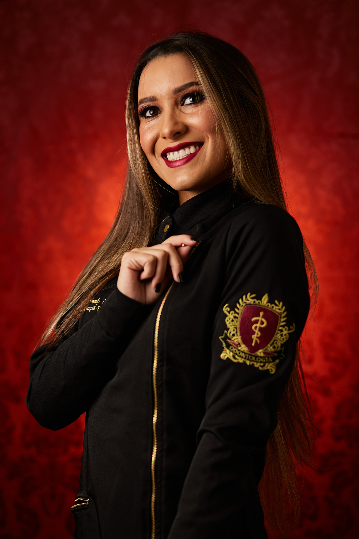 Dra. Jossely Cardoso - Cirurgiã Dentista - Universidade Tuiuti do Parana