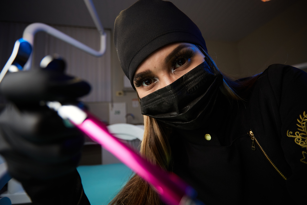 Dra. Jossely Cardoso - Cirurgiã Dentista - Universidade Tuiuti do Parana