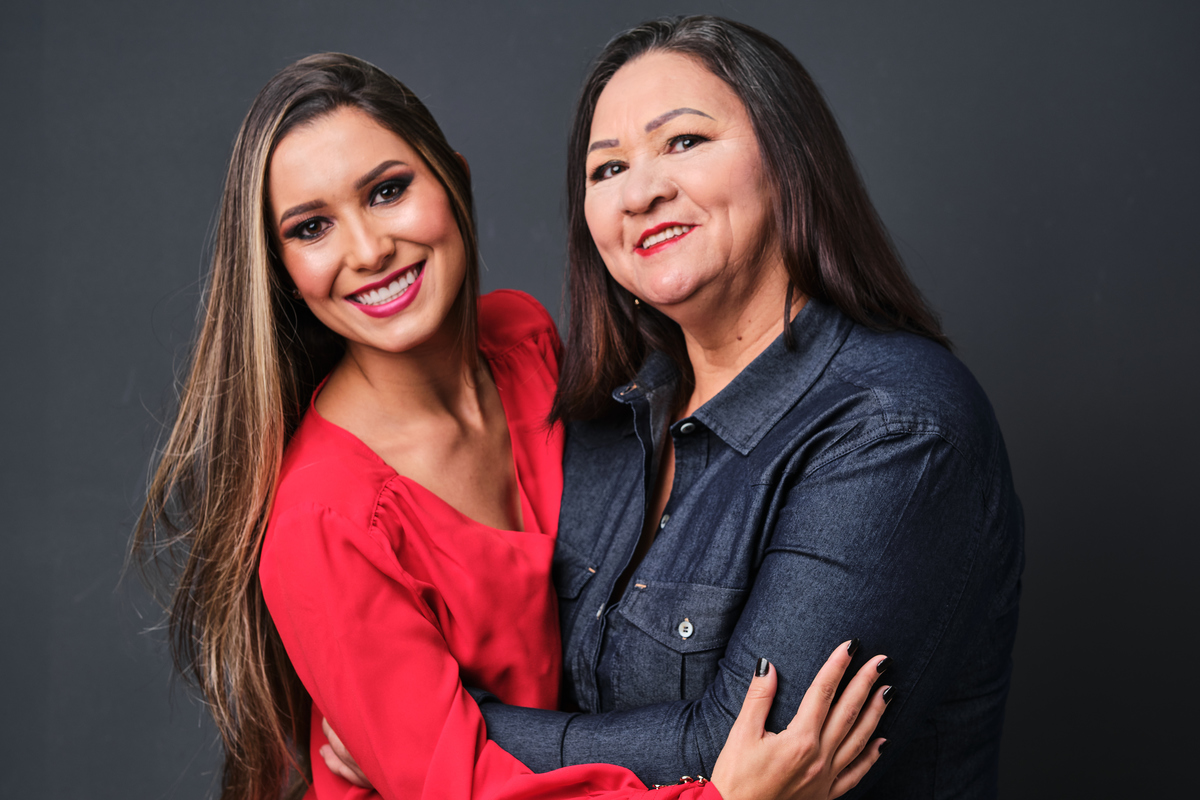 Dra. Jossely Cardoso - Cirurgiã Dentista - Universidade Tuiuti do Parana