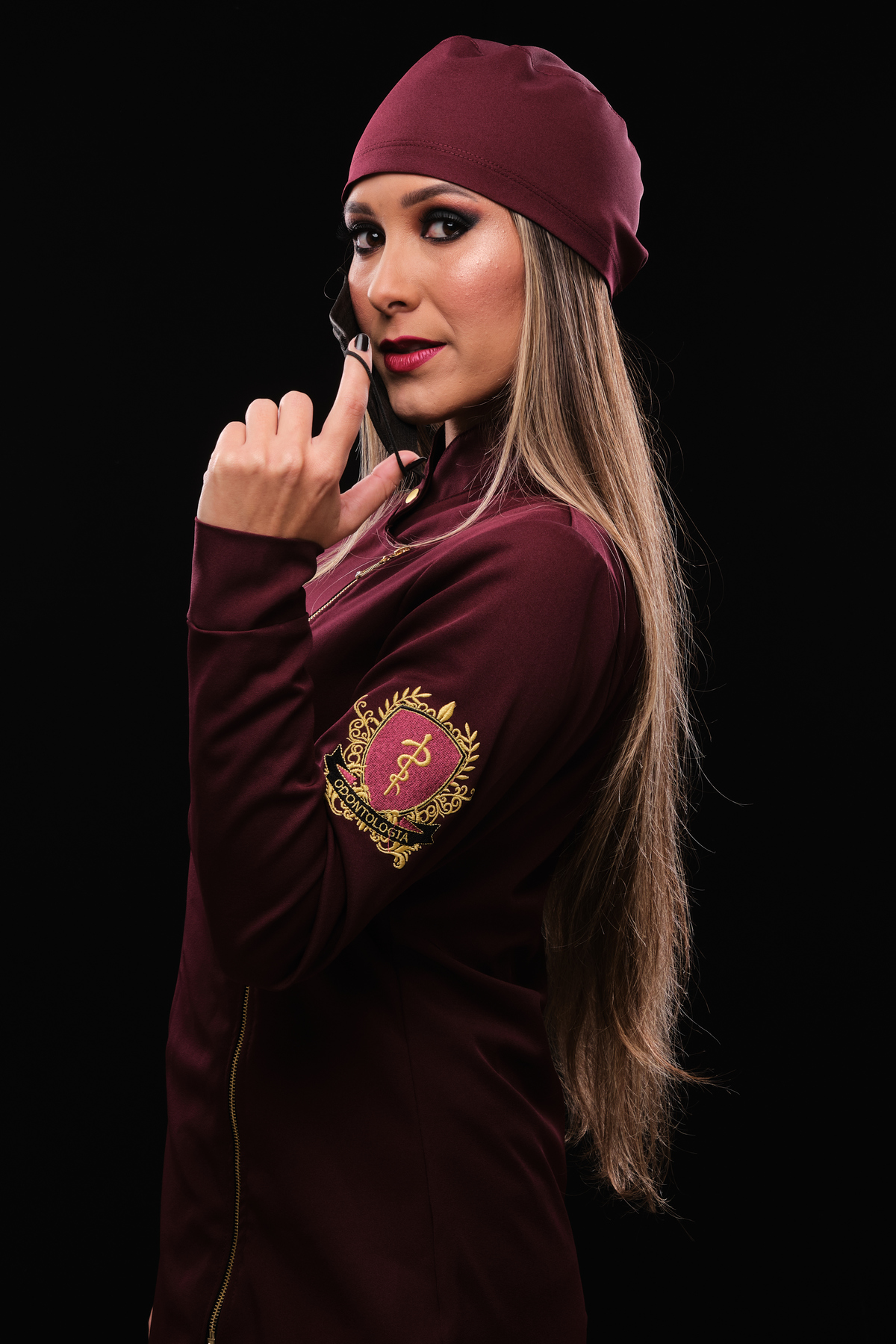 Dra. Jossely Cardoso - Cirurgiã Dentista - Universidade Tuiuti do Parana