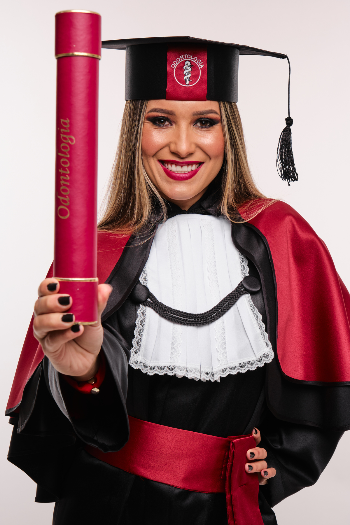 Dra. Jossely Cardoso - Cirurgiã Dentista - Universidade Tuiuti do Parana