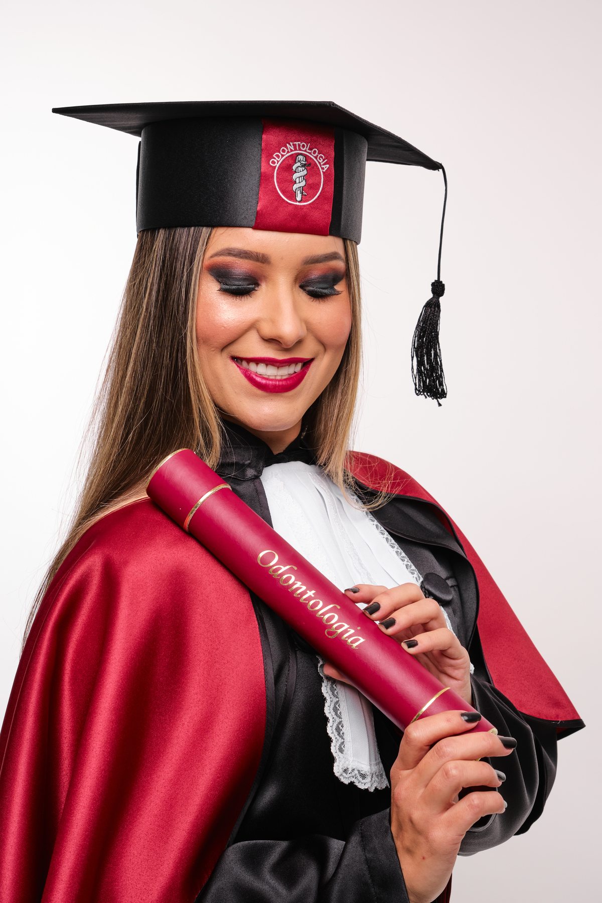 Dra. Jossely Cardoso - Cirurgiã Dentista - Universidade Tuiuti do Parana