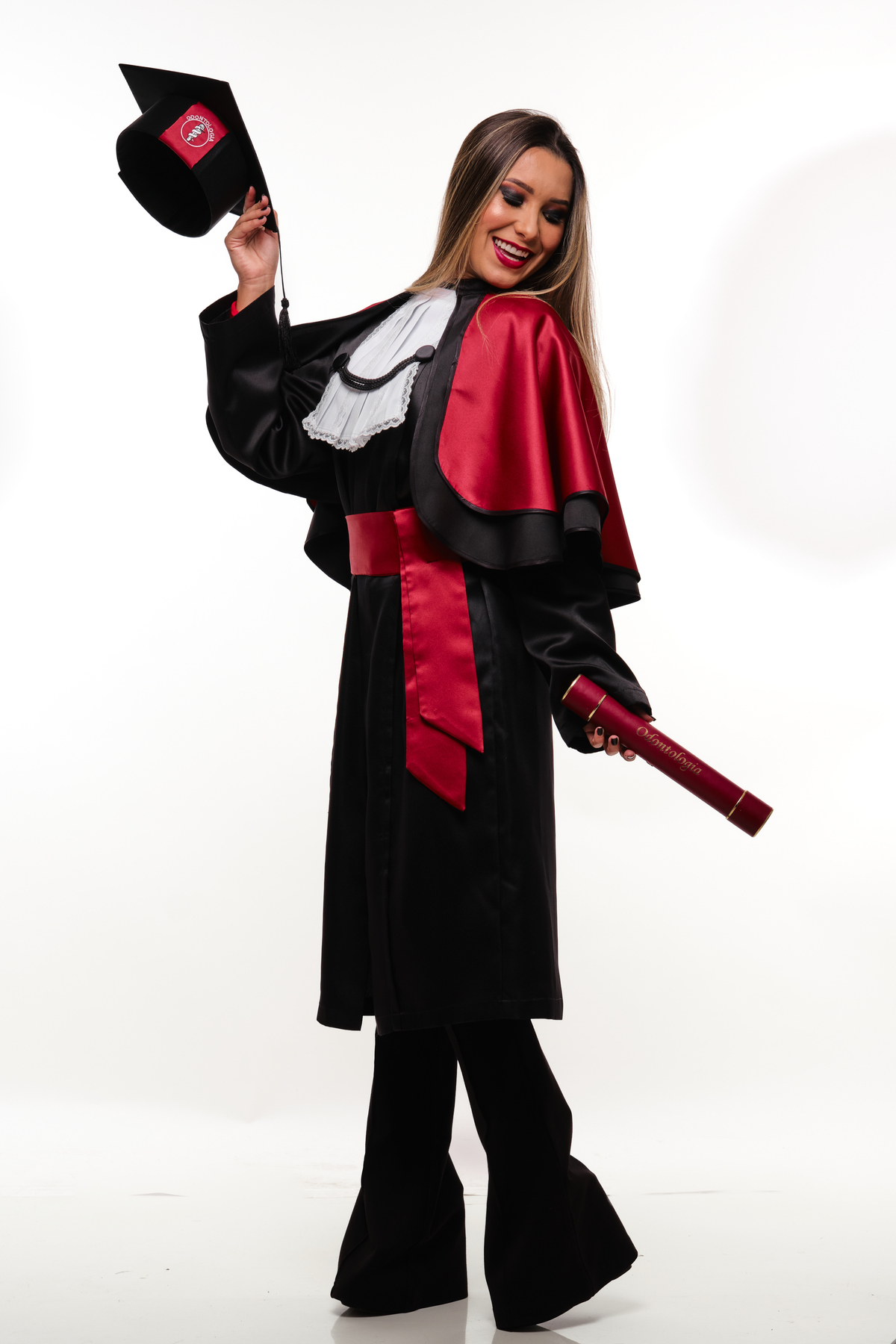 Dra. Jossely Cardoso - Cirurgiã Dentista - Universidade Tuiuti do Parana