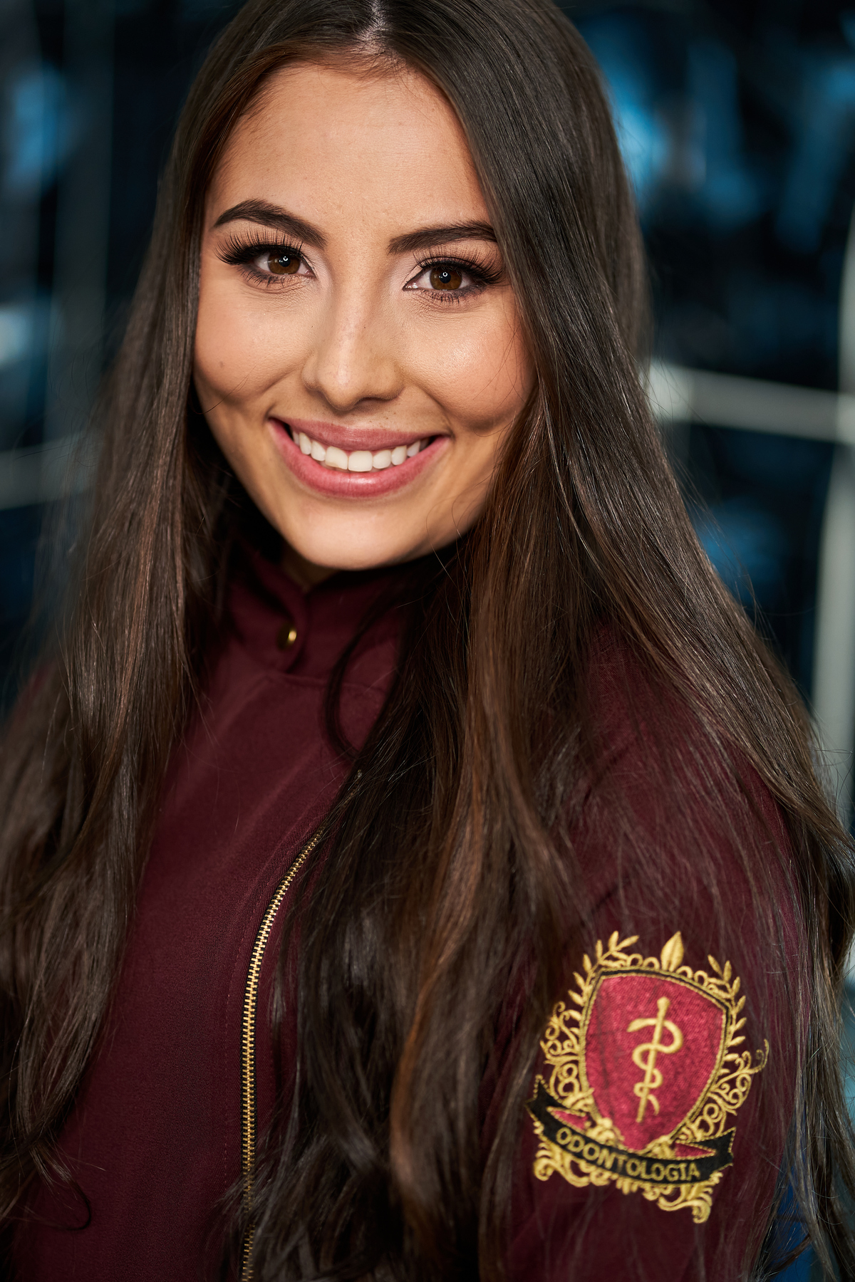 Dra. Leticia Bigas - Cirurgiã Dentista - Universidade Tuiuti do Parana