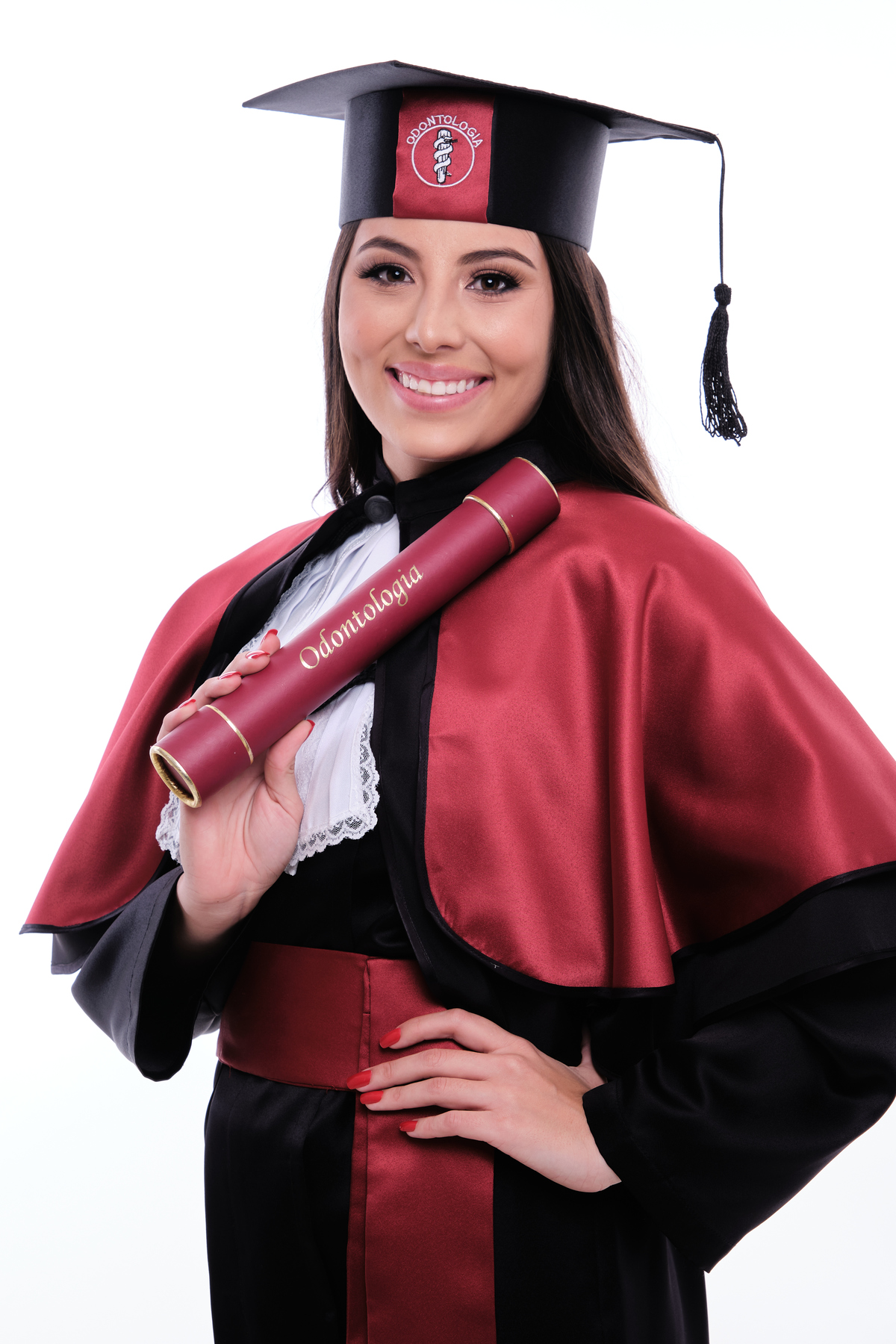 Dra. Leticia Bigas - Cirurgiã Dentista - Universidade Tuiuti do Parana