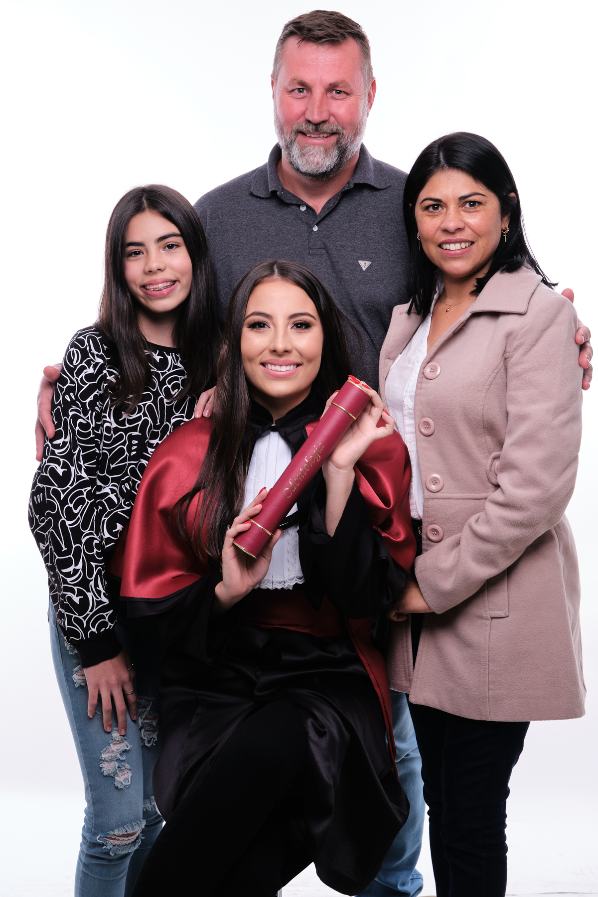 Dra. Leticia Bigas - Cirurgiã Dentista - Universidade Tuiuti do Parana