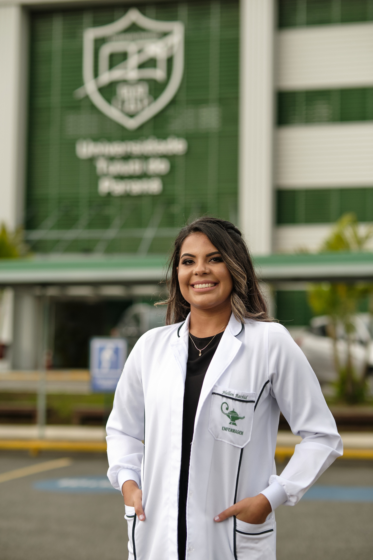 Enfermeira Hellen Silva Rachid