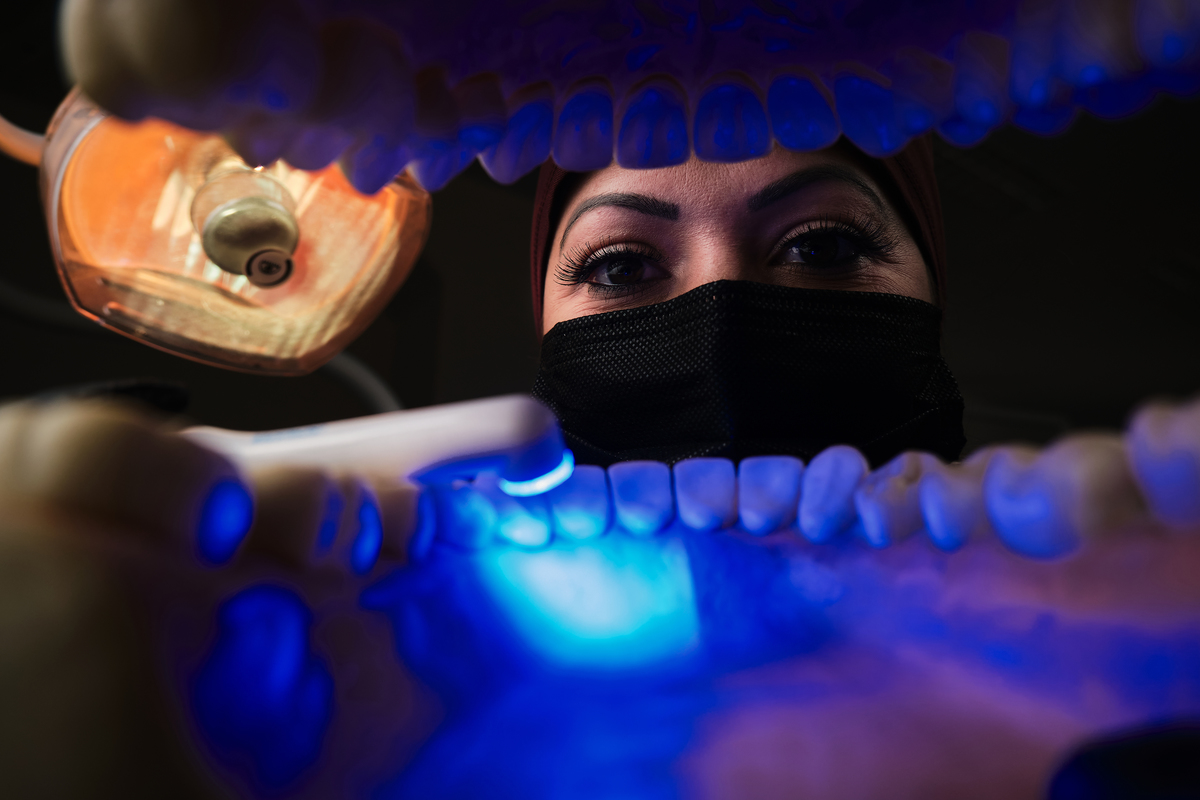 Dra. Sabrina Setti - Cirurgiã Dentista - Universidade Tuiuti do Parana