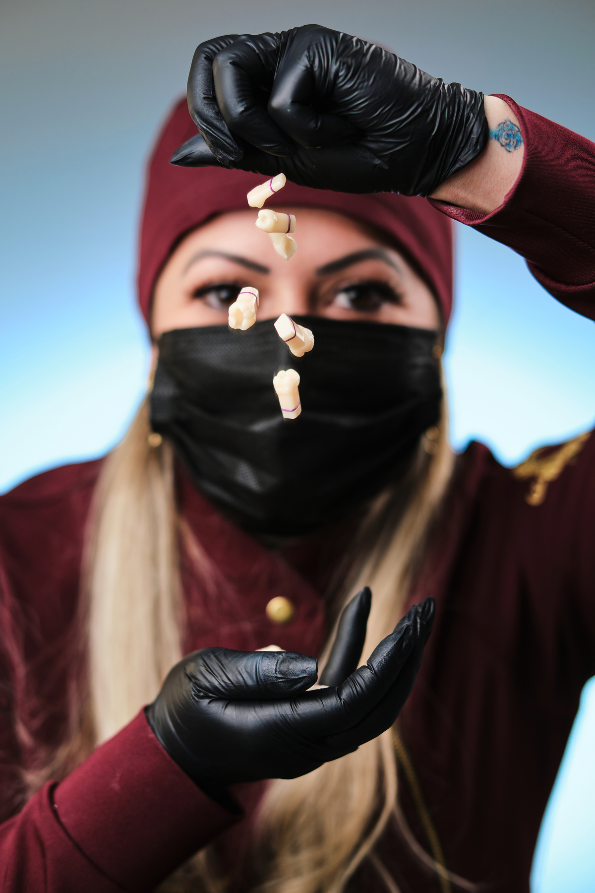 Dra. Sabrina Setti - Cirurgiã Dentista - Universidade Tuiuti do Parana