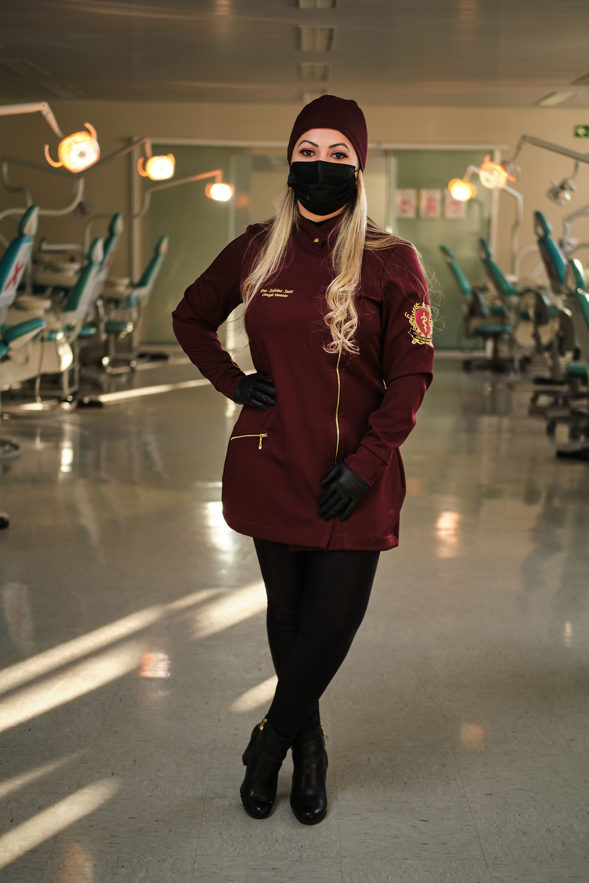 Dra. Sabrina Setti - Cirurgiã Dentista - Universidade Tuiuti do Parana