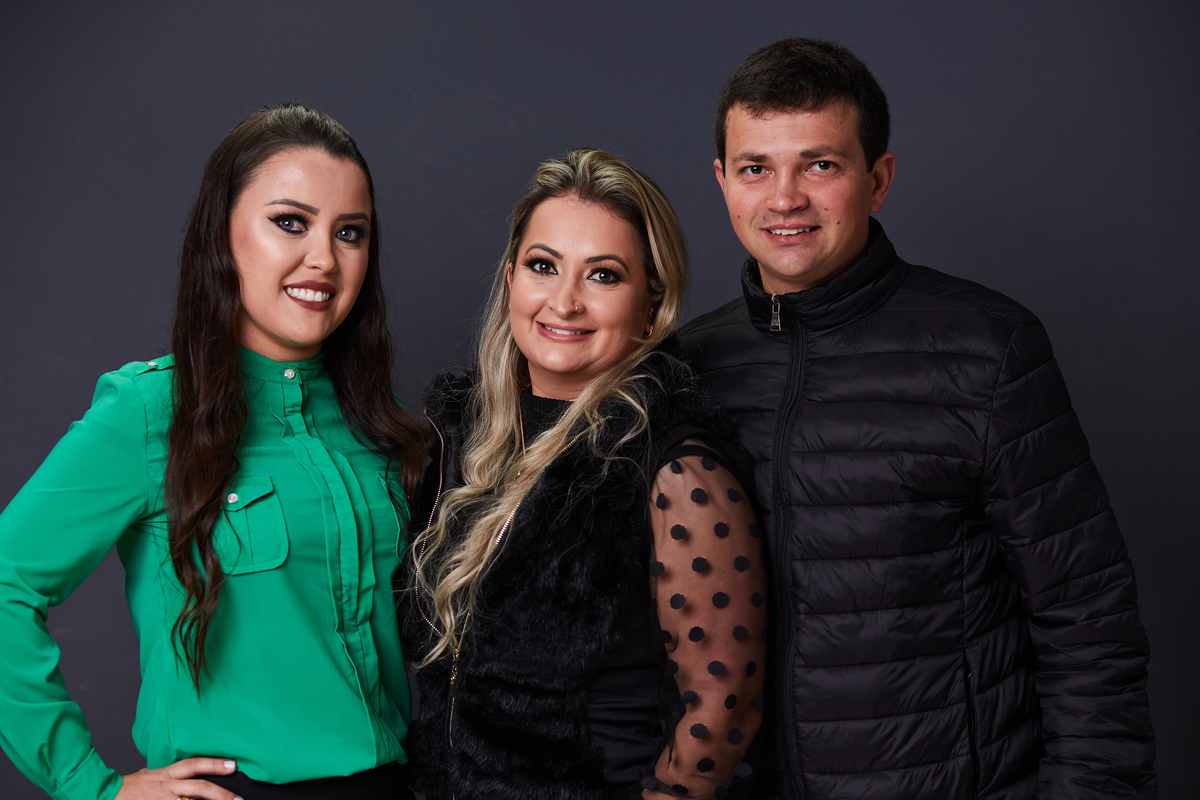 Dra. Sabrina Setti - Cirurgiã Dentista - Universidade Tuiuti do Parana