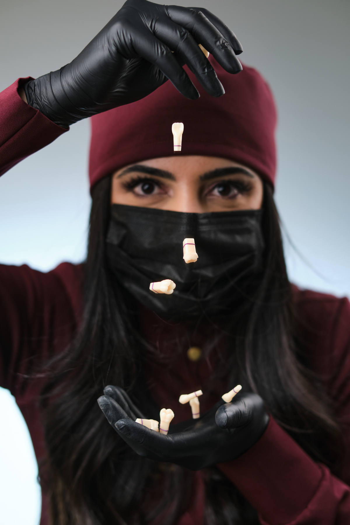 Cirurgiã Dentista - Renata Gharib Dicalo Massuci