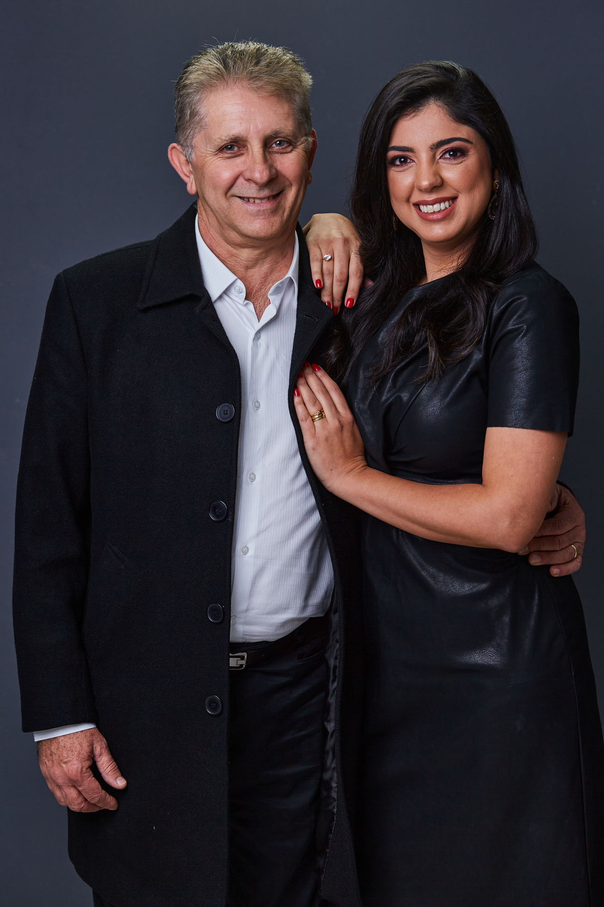 Cirurgiã Dentista - Renata Gharib Dicalo Massuci