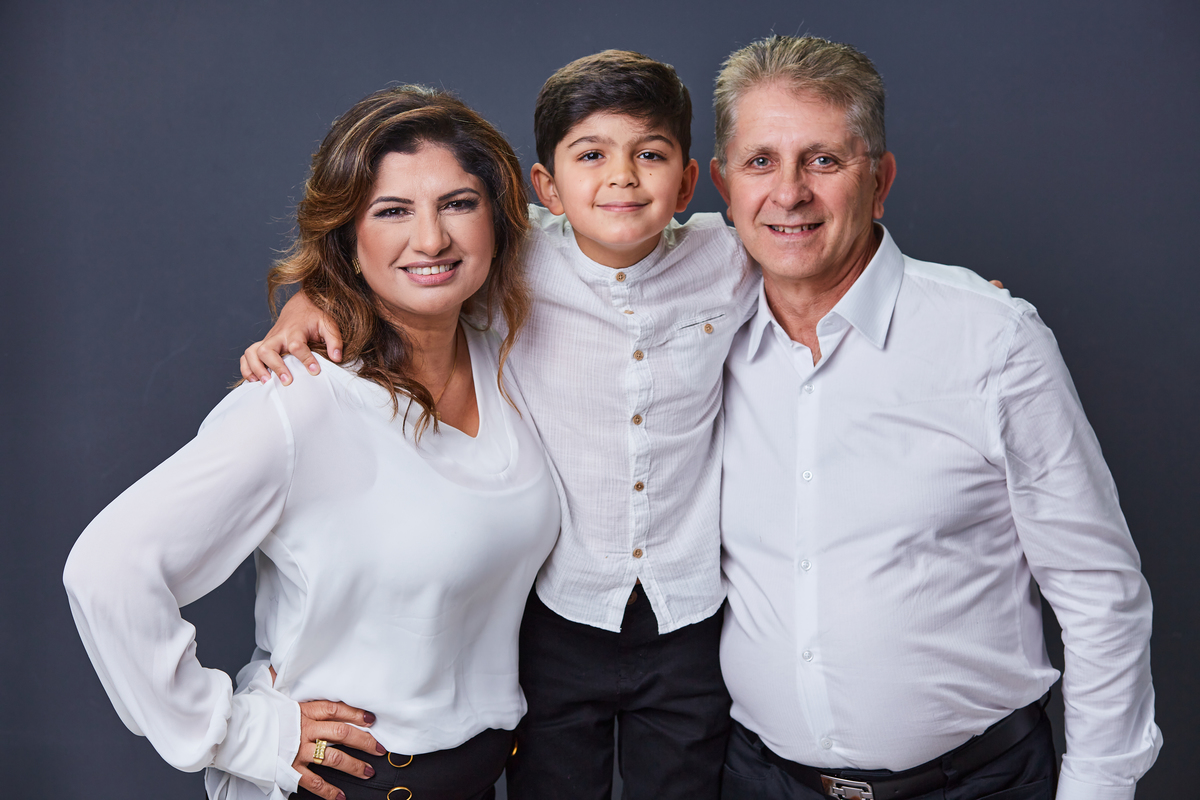 Cirurgiã Dentista - Renata Gharib Dicalo Massuci