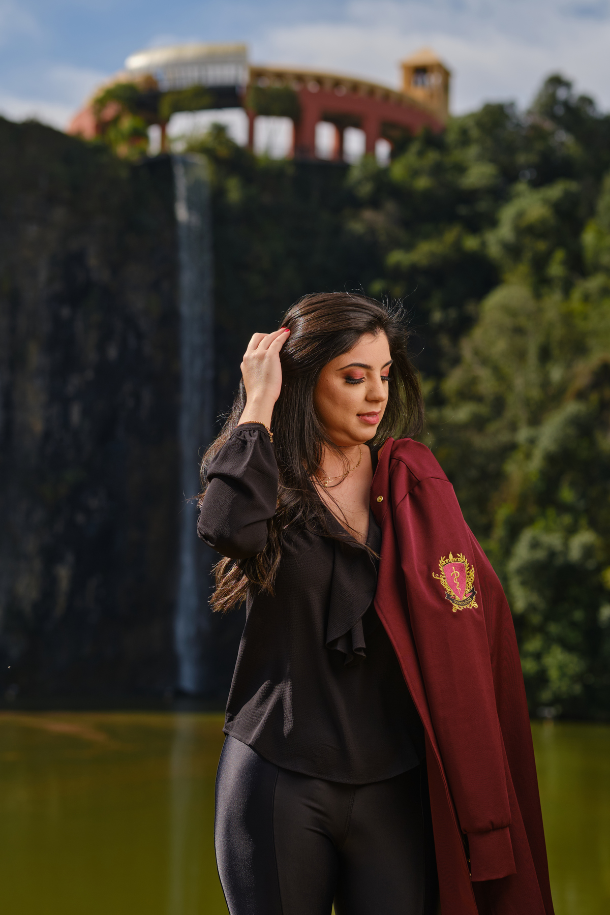 Cirurgiã Dentista - Renata Gharib Dicalo Massuci