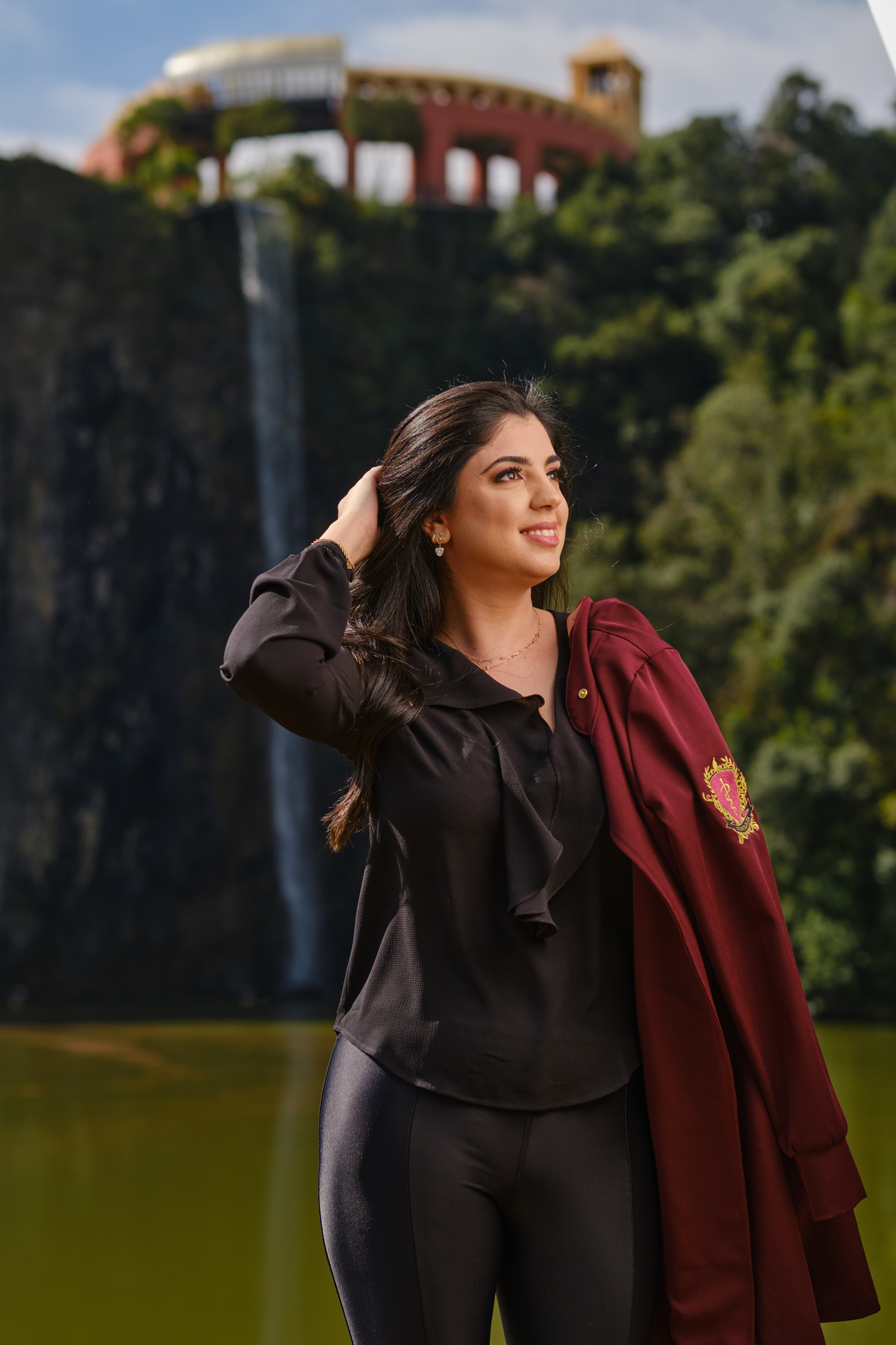 Cirurgiã Dentista - Renata Gharib Dicalo Massuci