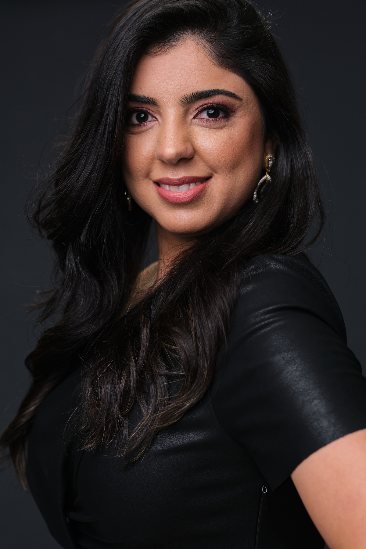 Cirurgiã Dentista - Renata Gharib Dicalo Massuci