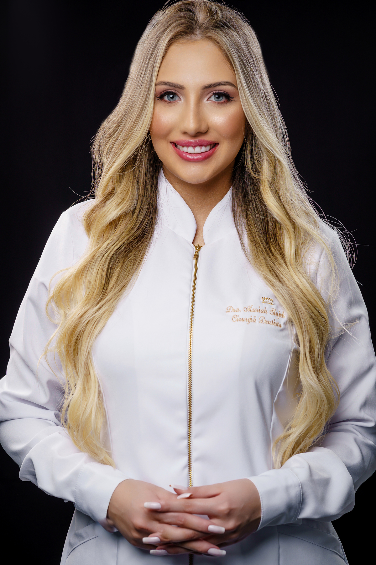 Ensaio de Formatura -  Dra. Mariah Slujek | Dentista em Curitiba 