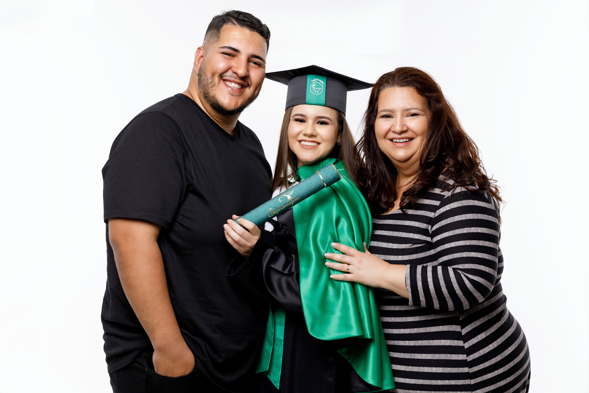 Enfermeira Raissa Augustinhak -  UTP Universidade Tuiuti do Paraná