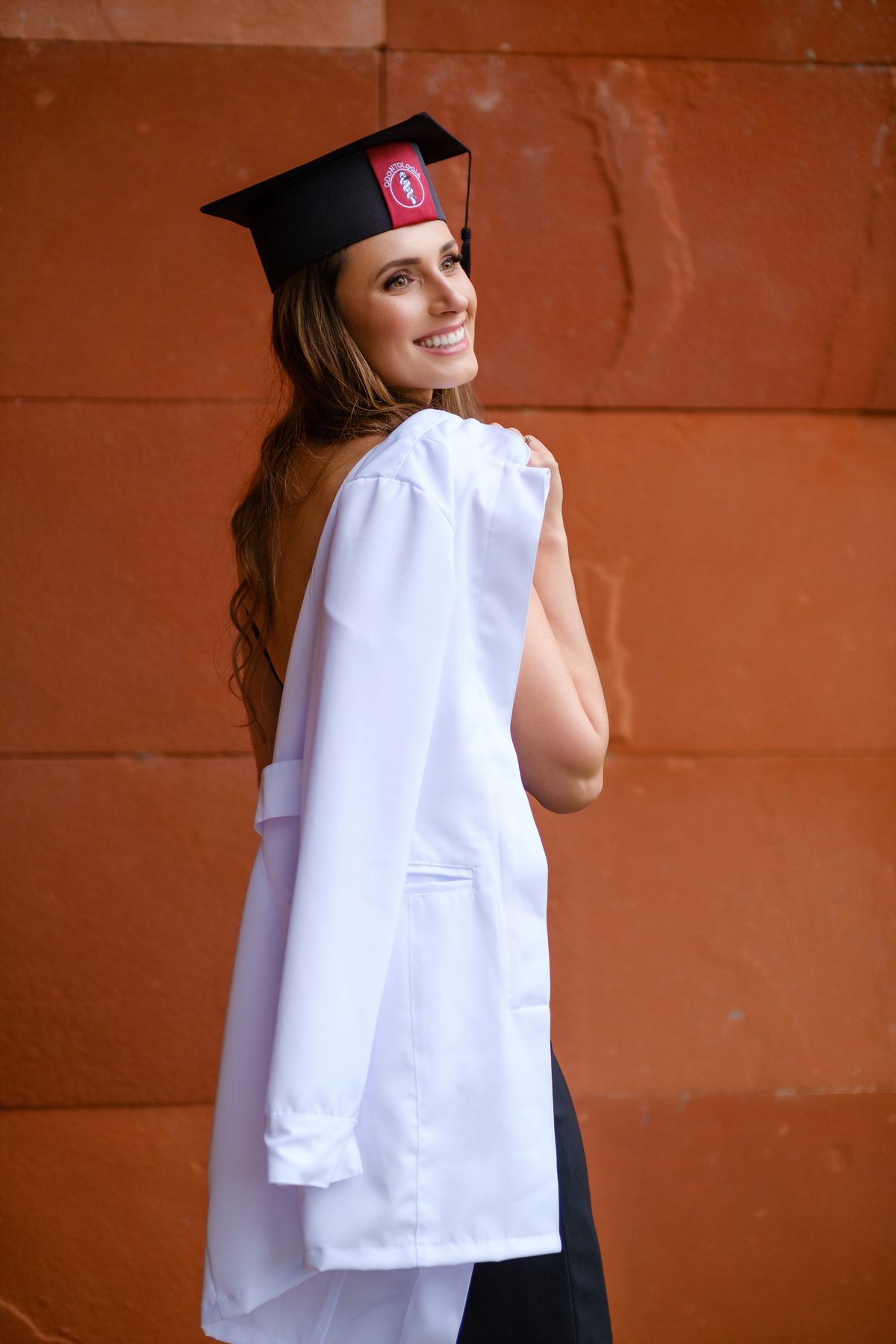 Dra. Luana Eckert -  Cirurgiã Dentista UP - Universidade Positivo