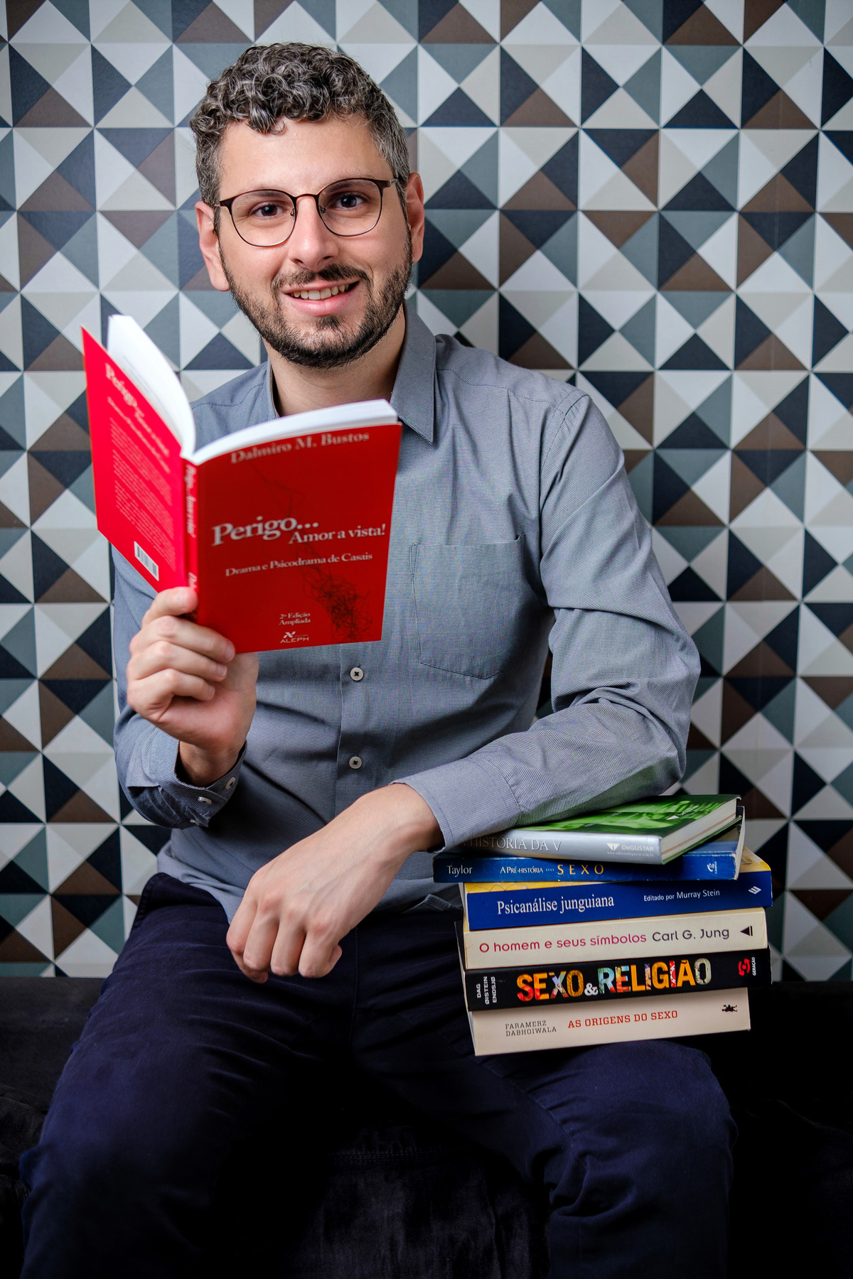 Ensaio Profissional - Psicológo Clínico e Terapeuta Sexual