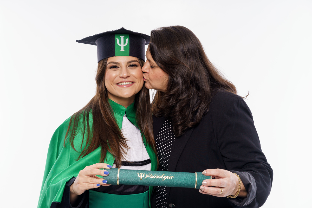 Formanda de Psicologia UTP -  Andressa Bruno