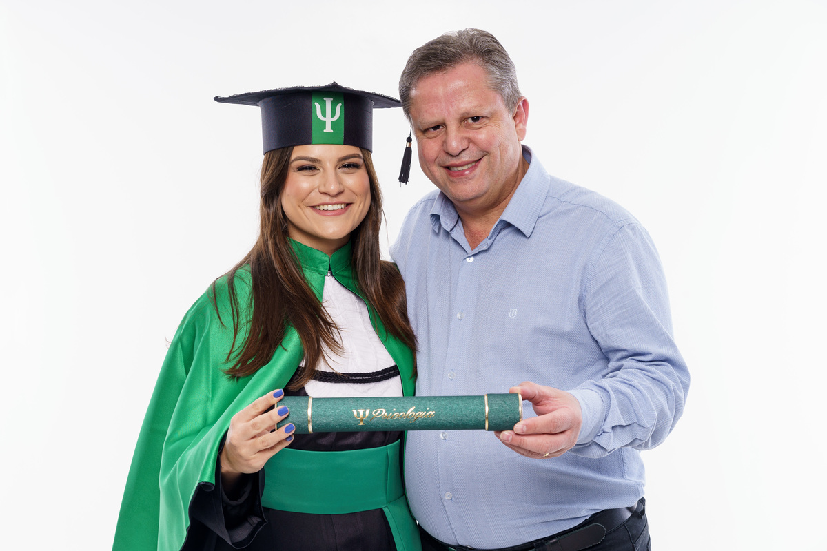 Formanda de Psicologia UTP -  Andressa Bruno