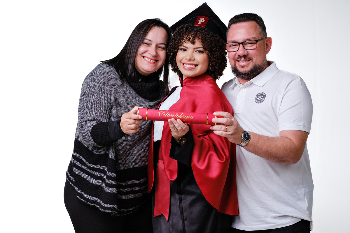 Ensaio Cirurgiã Dentista Dra. Juliana Salles - Faculade Herrero