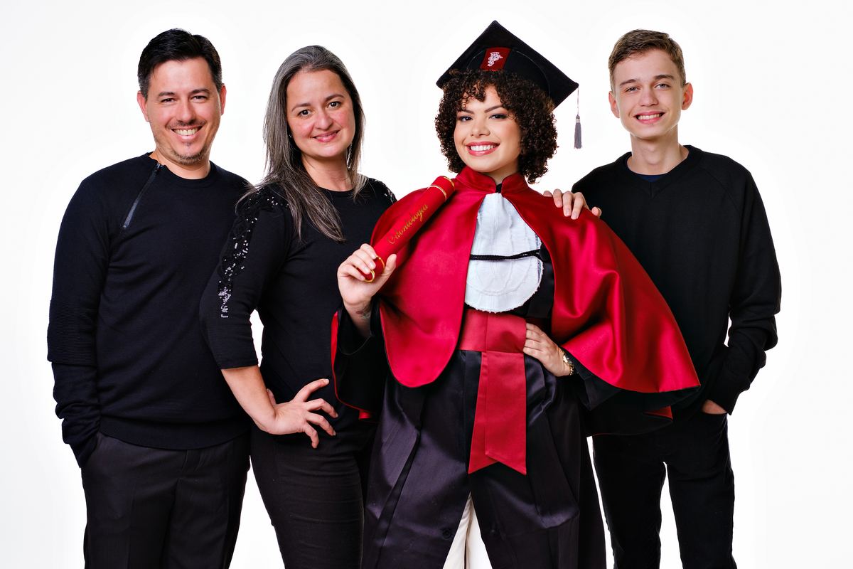 Ensaio Cirurgiã Dentista Dra. Juliana Salles - Faculade Herrero