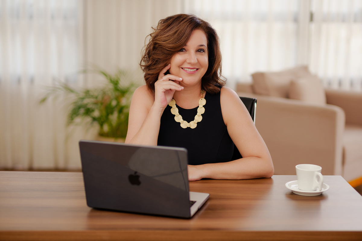 Retrato Corporativo Psicóloga Andréa Grano Marques 