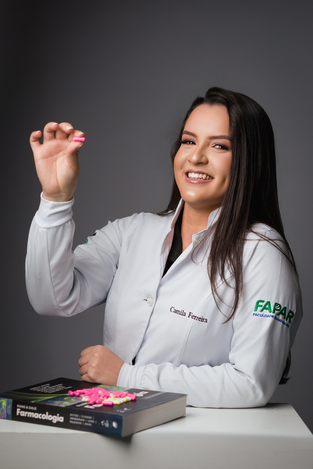 Ensaio de Formatura:  Bacharel em Farmacia FAPAR