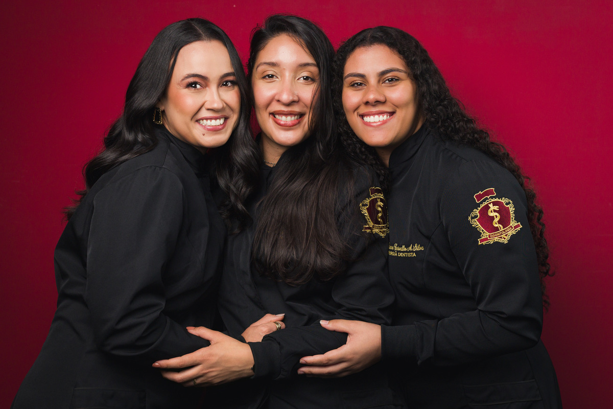 Dra. Laura Goes - Odontologia