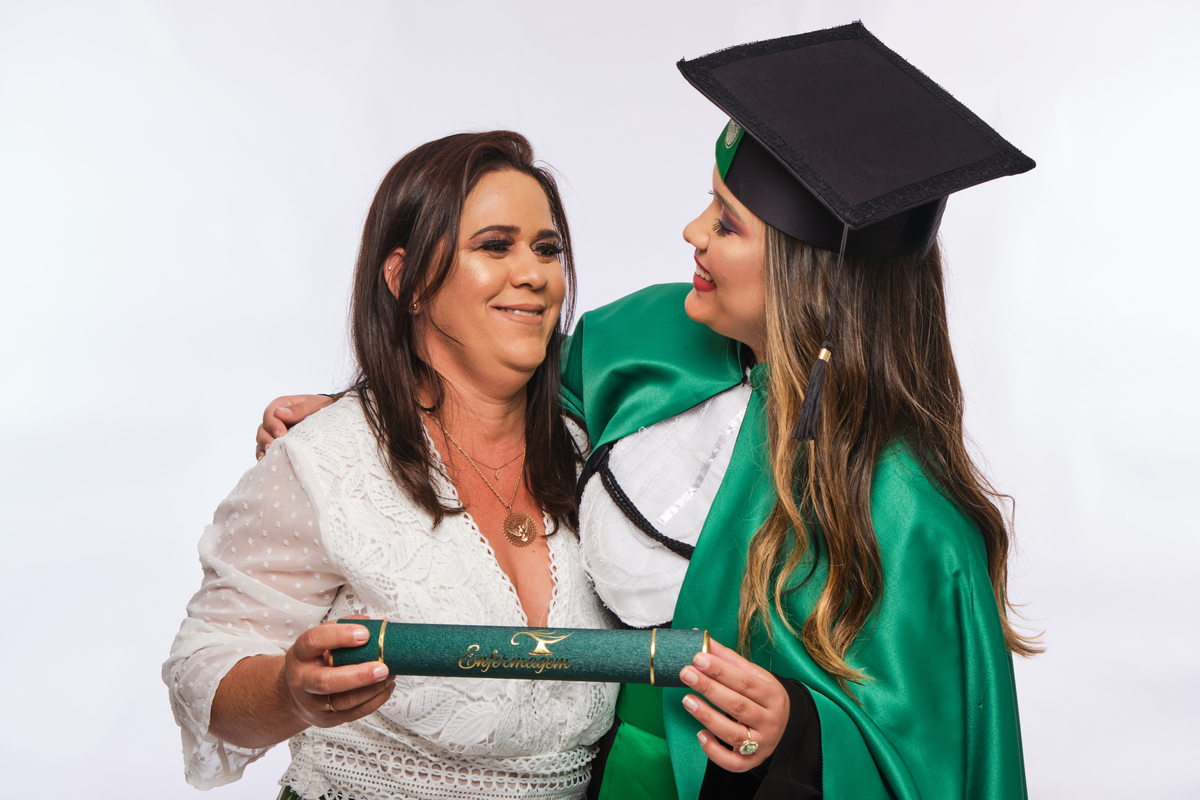 Caylane - Enfermagem - Universidade Tuiuti do Paraná (UTP)