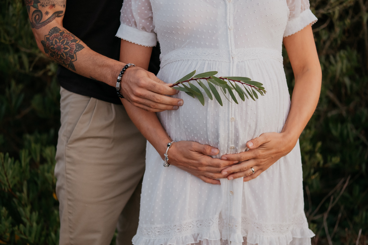 flor na barriga da grávida