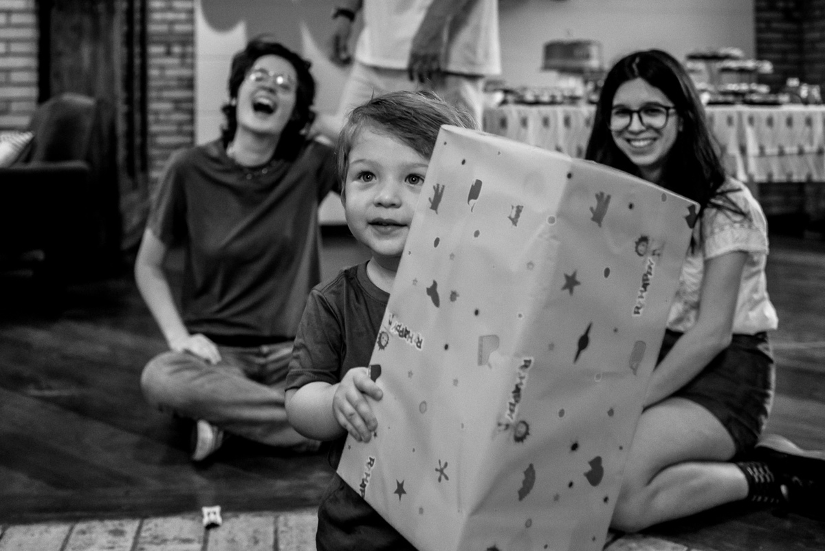 trabalho documental de fotografia em um aniversário infantil