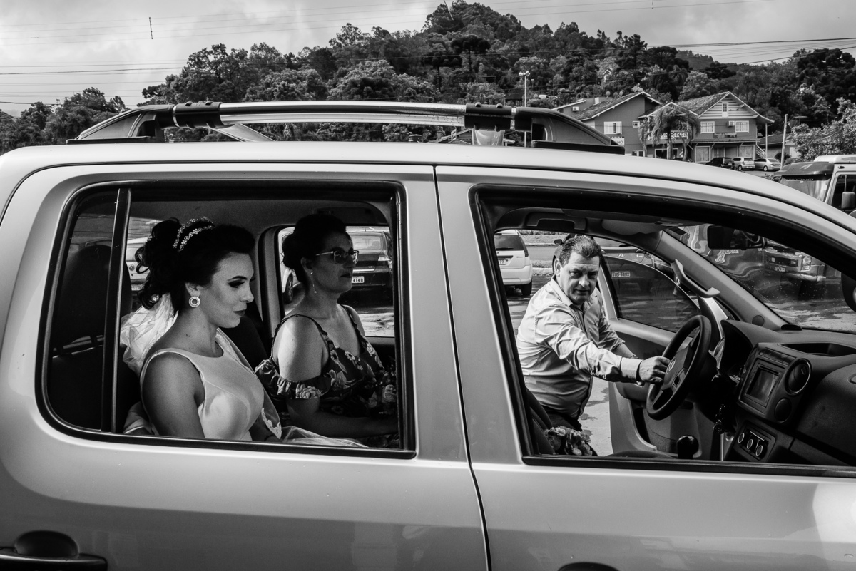 Casamento em Gramado, Fotografia de Casamento em Gramado, Fotógrafo de Casamento, Casamento na Serra Gaúcha, Making Off Noivas, Bastidores Casamento, Flores para noiva, Vestido de Noiva, Vestido de Festa