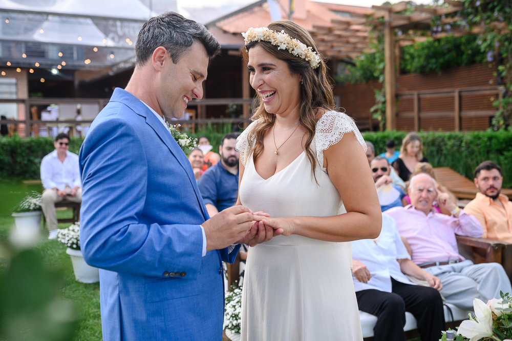 casamento na praia,santa catarina (brazilian state),estaleiro guest house,casamento emocionante,balneário camboriú (city-town-village),guest house,casamento lindo,vestida de noiva,como organizar lista de casamento,entrada da noiva