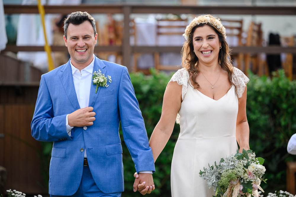 casamento na praia,santa catarina (brazilian state),estaleiro guest house,casamento emocionante,balneário camboriú (city-town-village),guest house,casamento lindo,vestida de noiva,como organizar lista de casamento,entrada da noiva