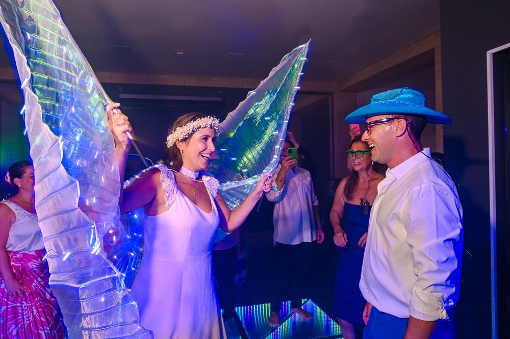 casamento na praia,santa catarina (brazilian state),estaleiro guest house,casamento emocionante,balneário camboriú (city-town-village),guest house,casamento lindo,vestida de noiva,como organizar lista de casamento,entrada da noiva