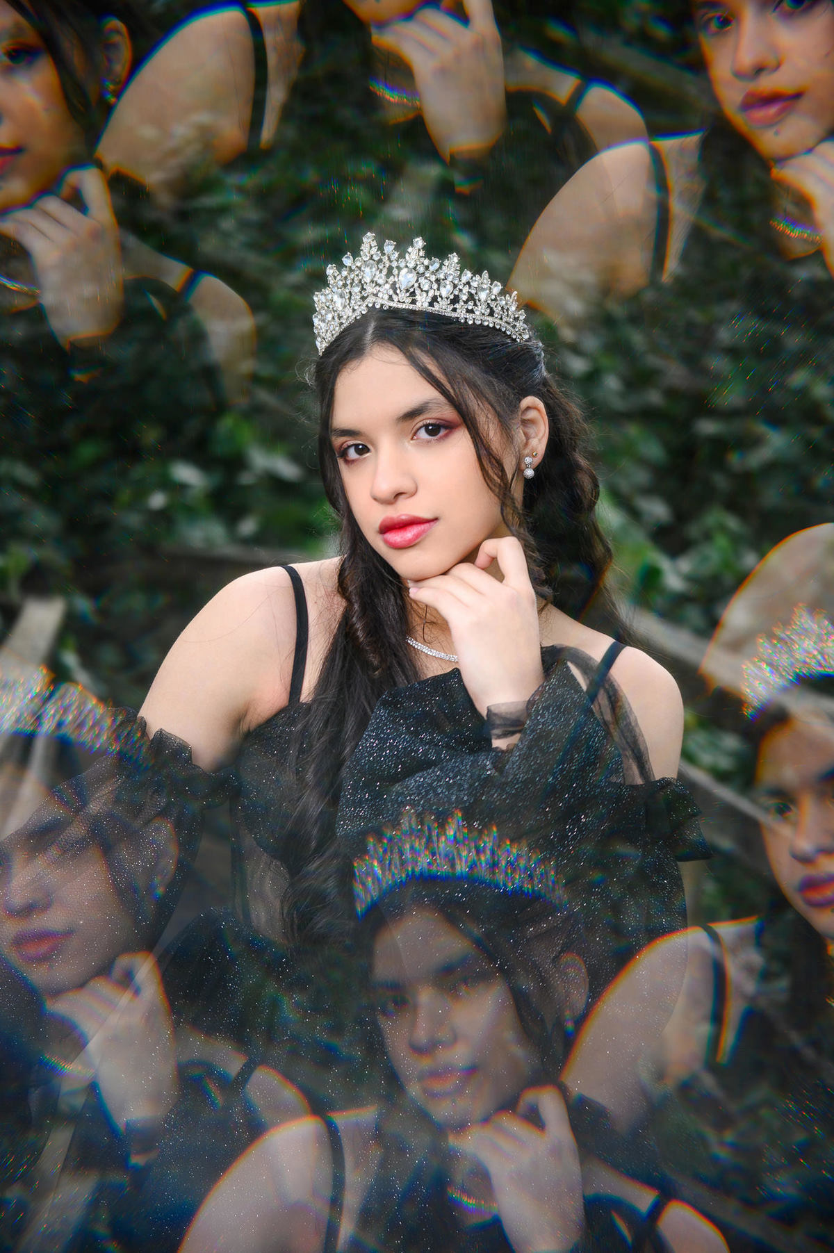 Fotógrafo profissional de 15 anos em Balneário Camboriú registrando debutante em ensaio ao ar livre