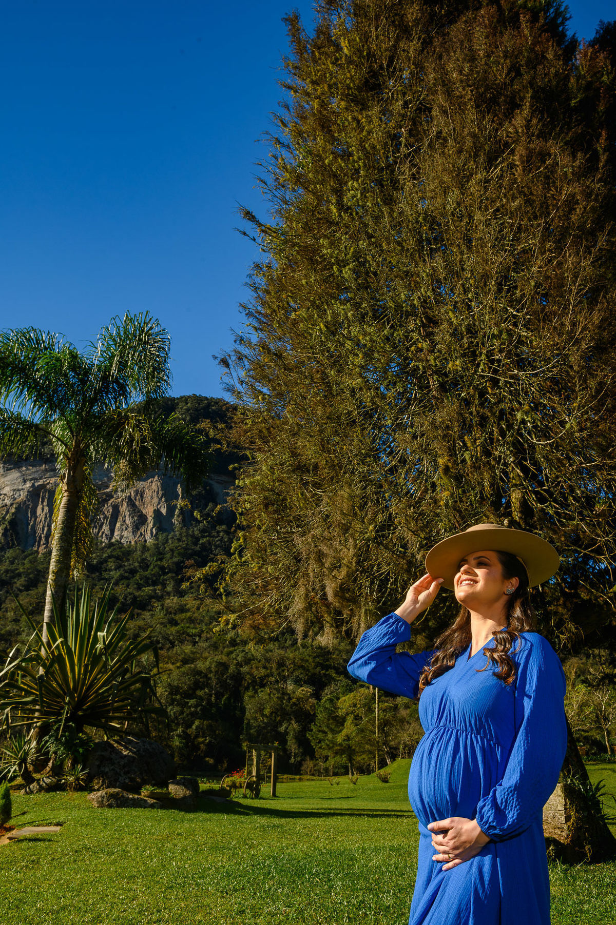 Fotografia de gestante ao ar livre em Rio dos Cedros Santa Catarina