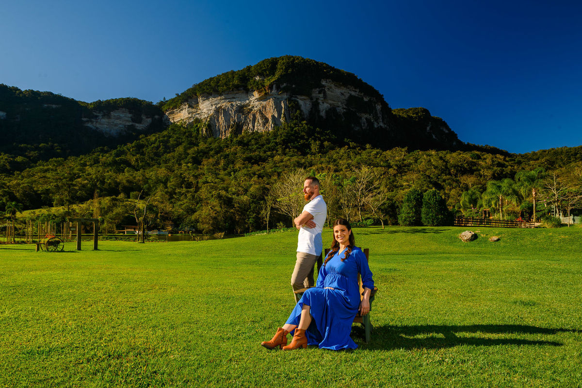 Fotografia de gestante ao ar livre em Rio dos Cedros Santa Catarina
