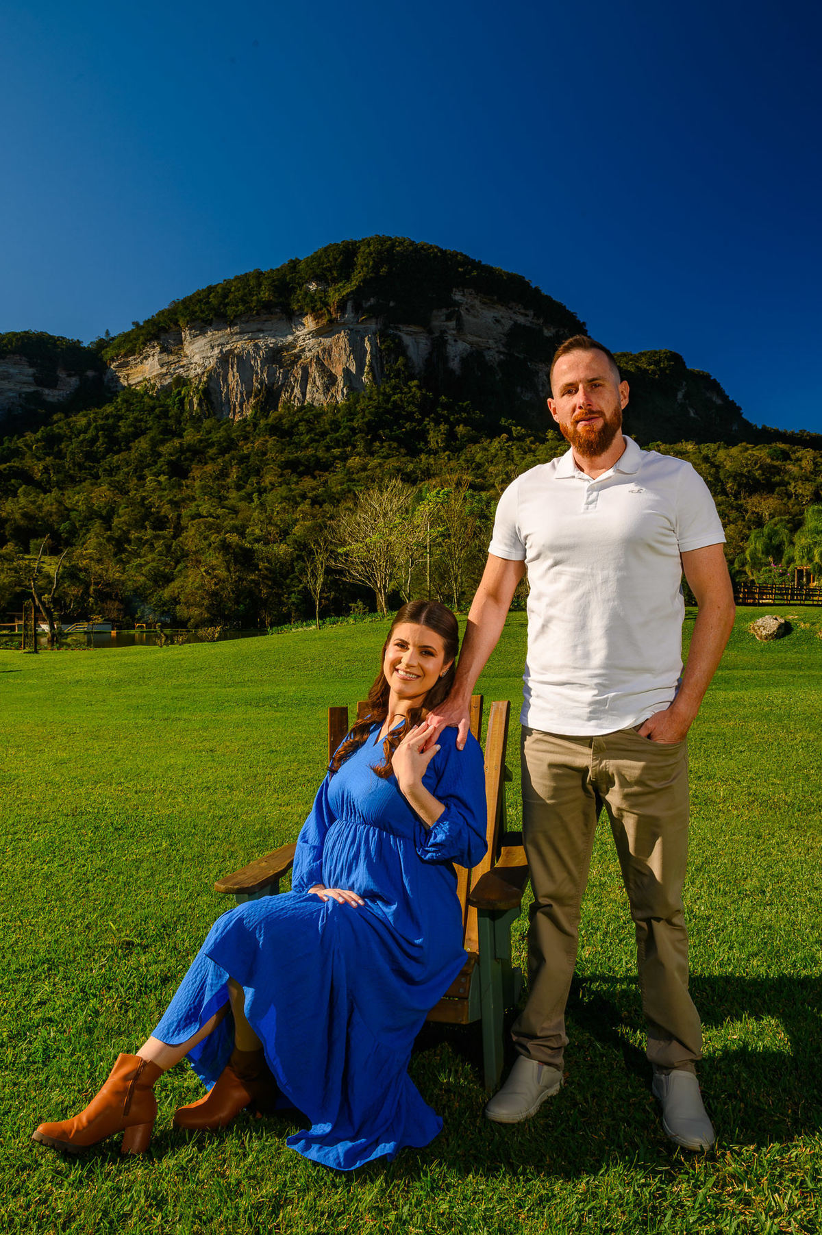 Fotografia de gestante ao ar livre em Rio dos Cedros Santa Catarina