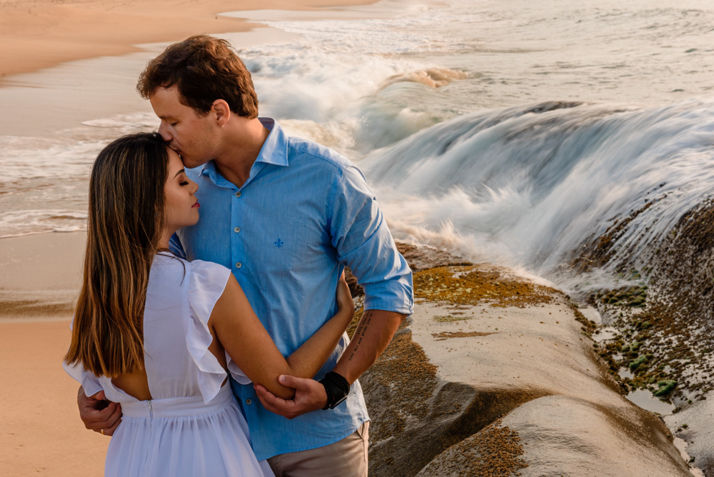 fotografo-casamento-itapema-balneario-camboriu-floripa-itajai-fotos-praia-casal-ensaio-book-pre-casamento-wedding