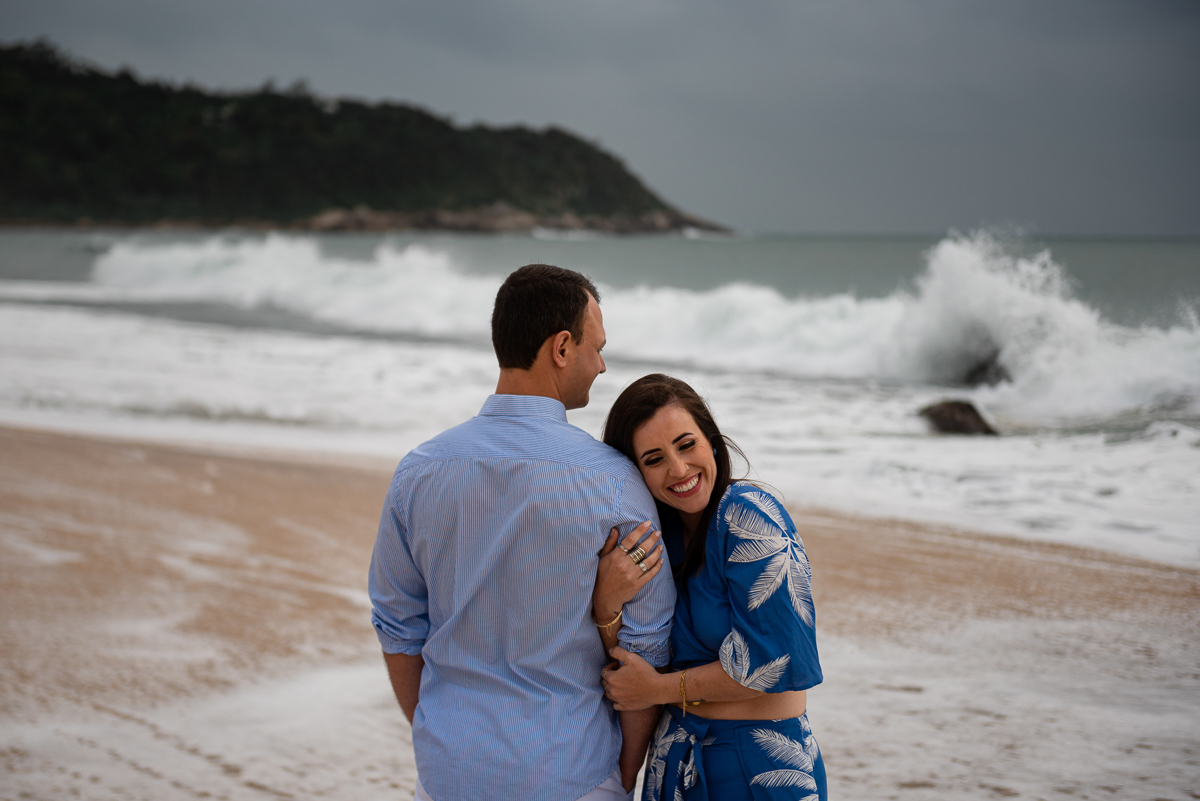 ensaio casal balneario camboriu, pré wedding balneario camboriu, fotografo casamento balneario camboriu, ensaio na praia santa catarina