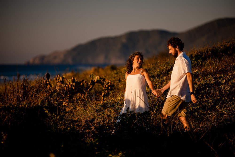 pre wedding florianópolis, fotos pré wedding na praia, locais para pré wedding em florianópolis, ensaio casal praia, fotografo florianopolis