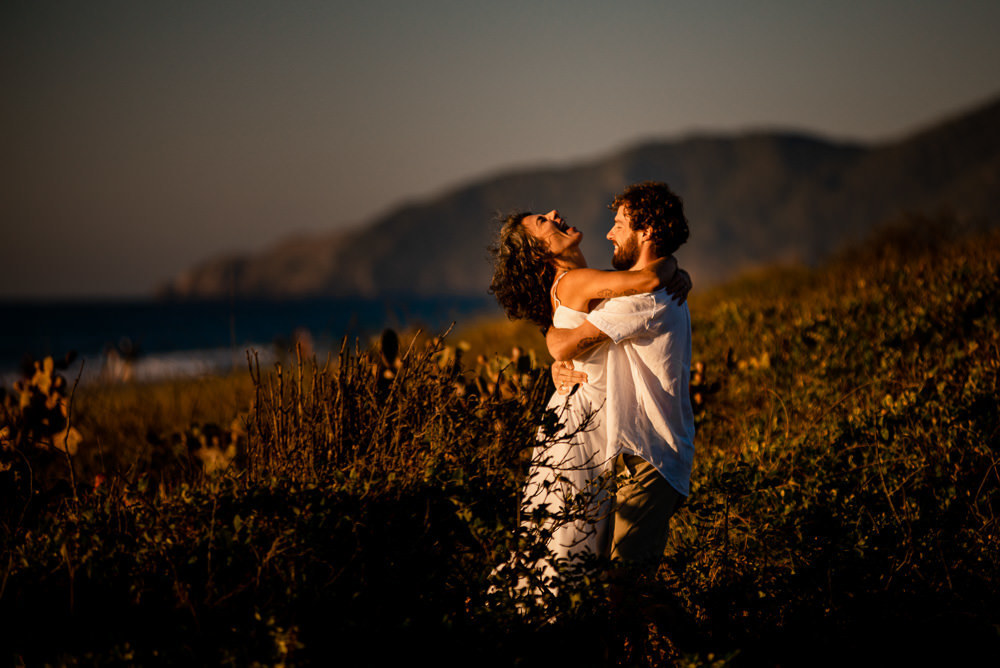 pre wedding florianópolis, fotos pré wedding na praia, locais para pré wedding em florianópolis, ensaio casal praia, fotografo florianopolis
