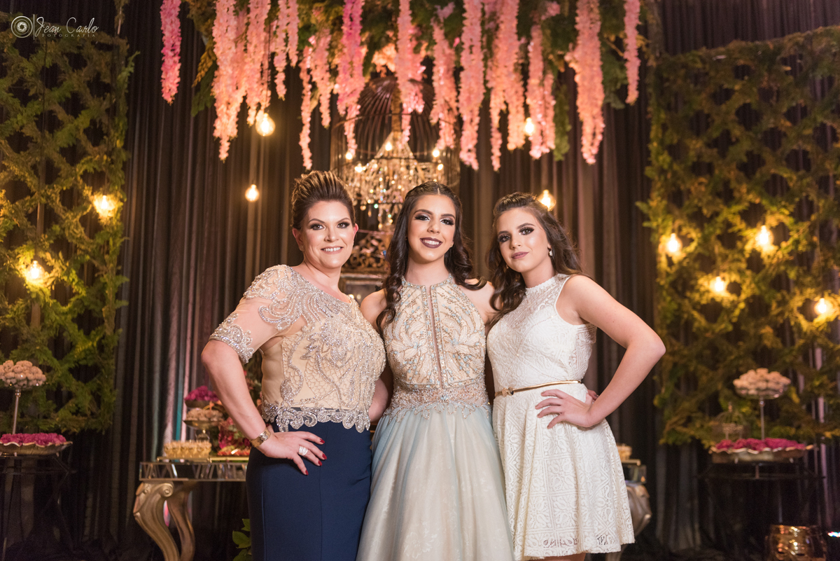 familia da debutante no 15 anos